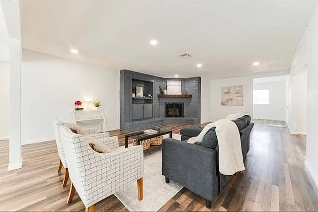 12213 Sylvester Dr — Photo 13