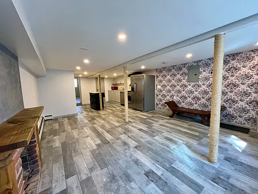 124 Pioneer Street #1A