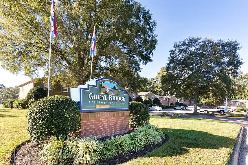 Great Bridge Apartments — Photo 1