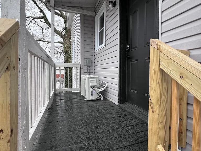 1707 Holladay St #7 — Photo 18