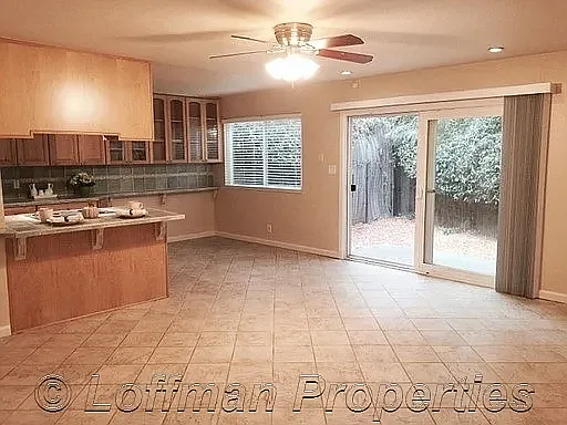 5778 Fair Oaks Blvd photo 1
