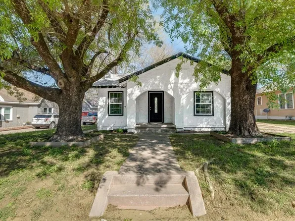 1106 W Rusk St, Jacksonville, TX 75766