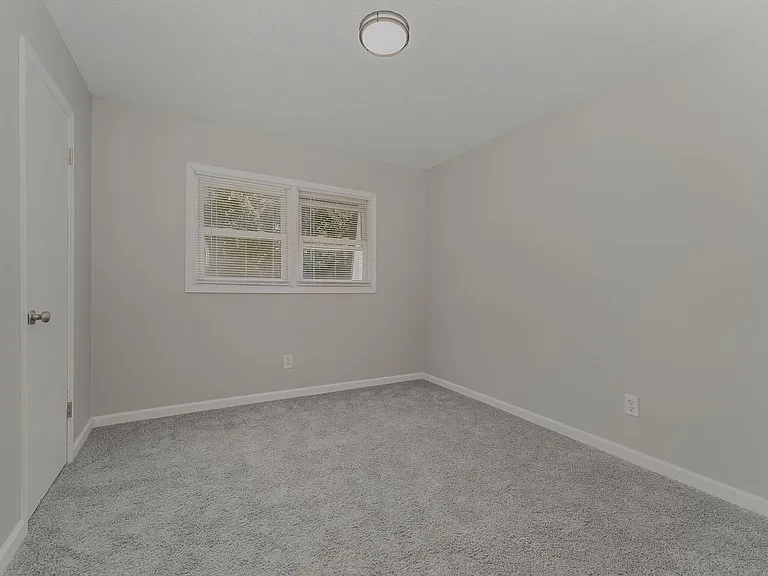 Caswell at Central Avenue — Photo 15