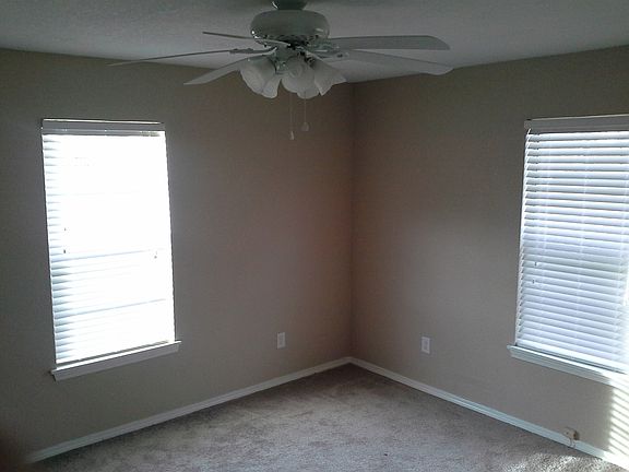 Master Bedroom Pic #1