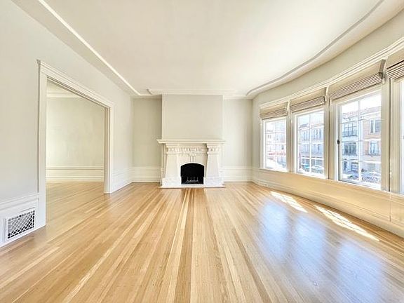 3rd image of 3438 Broderick St