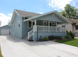 5 S Maple St, North Platte, NE 69101