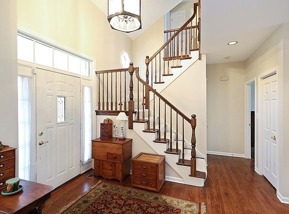 2nd image of 2529 E Chesapeake Pl