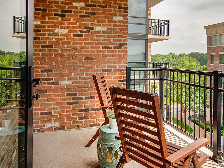 Lakehouse — Photo 47