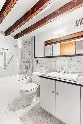 Rented by Compass | media 19