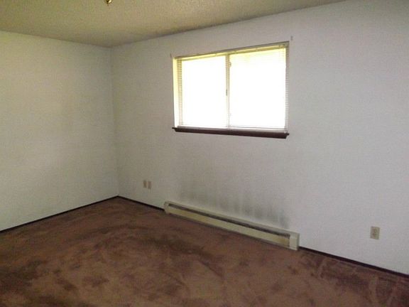 5th image of 9111 Fawnlily Cir W