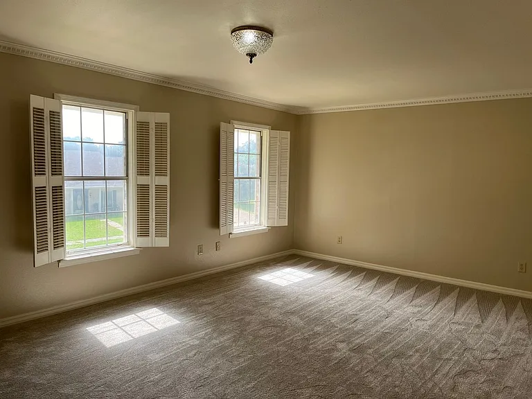 500 S Dresden Ct — Photo 15