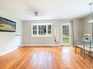 9 Dudley St, Walpole, MA 02081