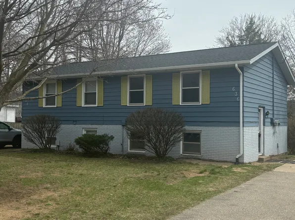 634 Hayes St, Holland, MI 49424