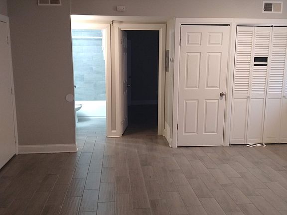 4th image of 143 Sheffield Ave #O4-a