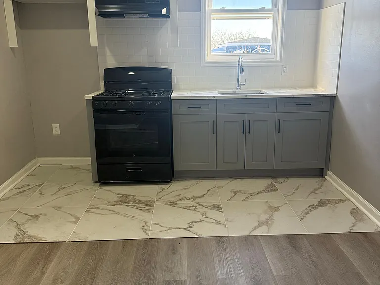 479 Roseville Ave #3 — Photo 5