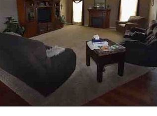 276 E Mill St, Red Bud, IL 62278