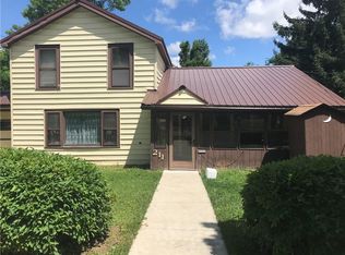 211 E Pleasant St, Corry, PA 16407