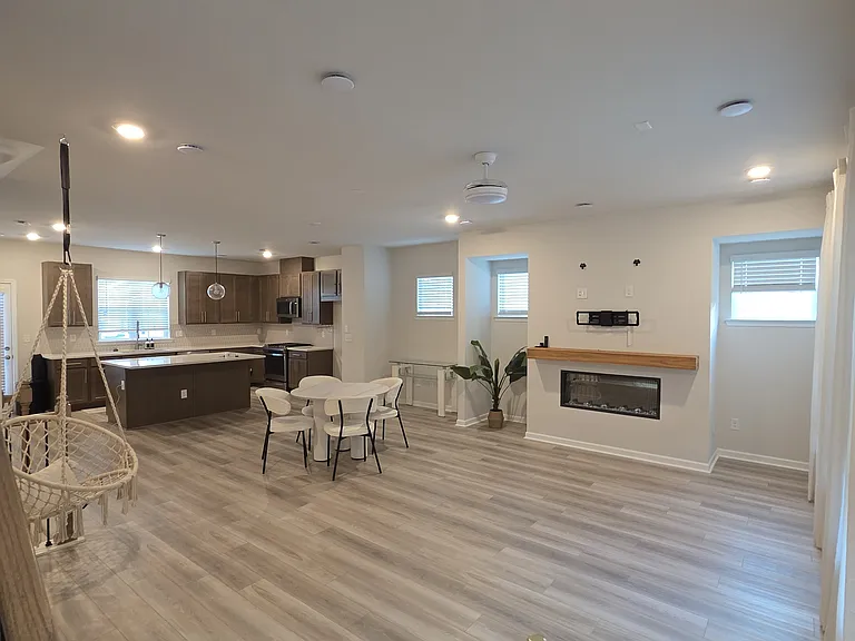 Harrison Dr — Photo 10