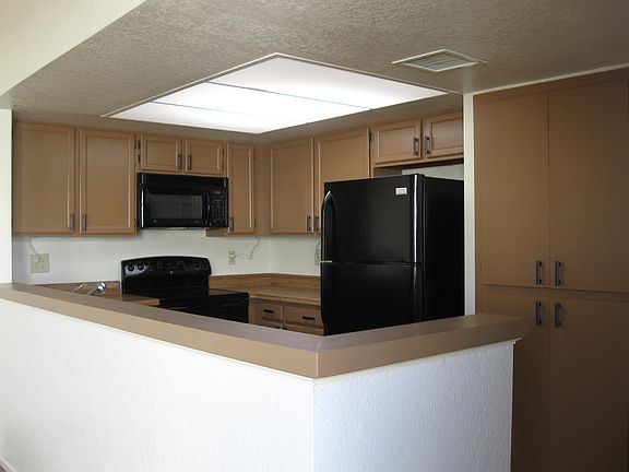 Kitchen off of great room