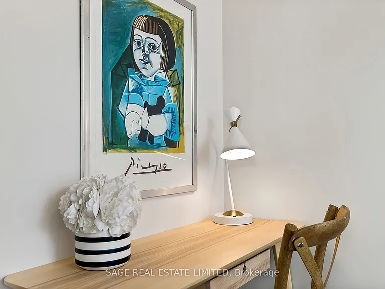 1 Bloor St E #510 — Photo 23
