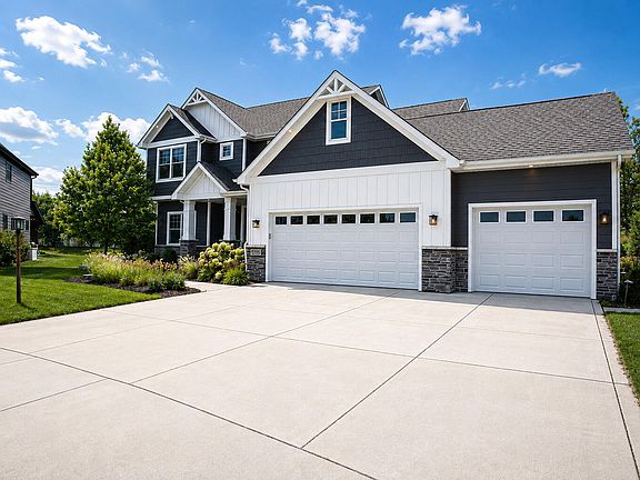 3rd image of 12925 Red Lily Way