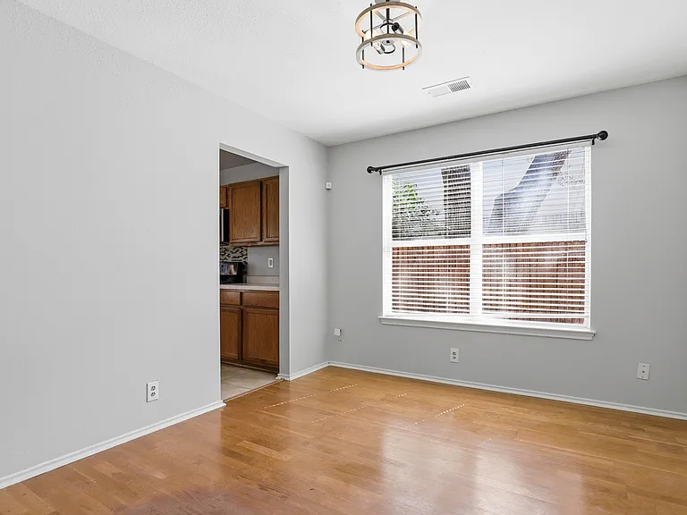3324 Tumblewood Trl — Photo 8