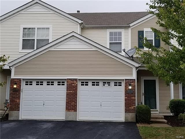 1st image of 4836 Heritage Heights Cir
