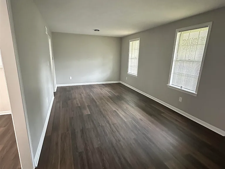 2540 Keen Rd — Photo 3