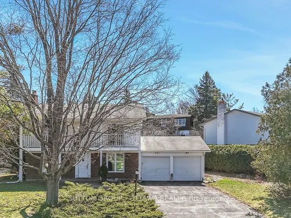 38 Beaver Rdg, Ottawa, ON K2E 6C7