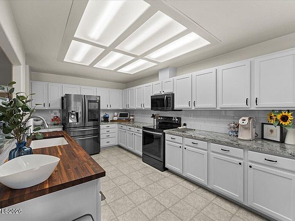 3rd image of 1053 Turtledove Ct
