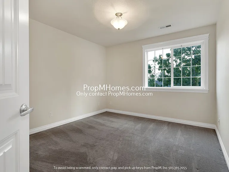 18683 Heskett Ct — Photo 12