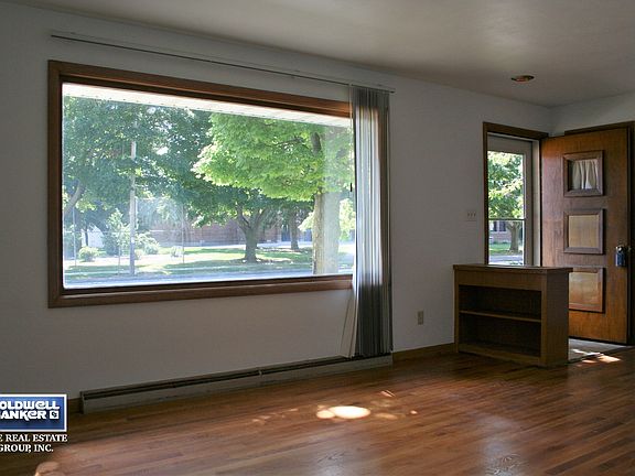 Lv Rm View 1 Wood Floors