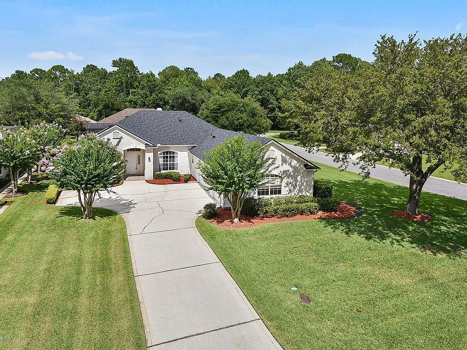 1st image of 537 Berkshire Ct