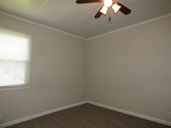 5th image of 2240 2nd St