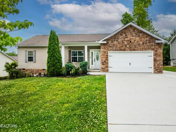 741 Alexis Ln, Lenoir City, TN 37772