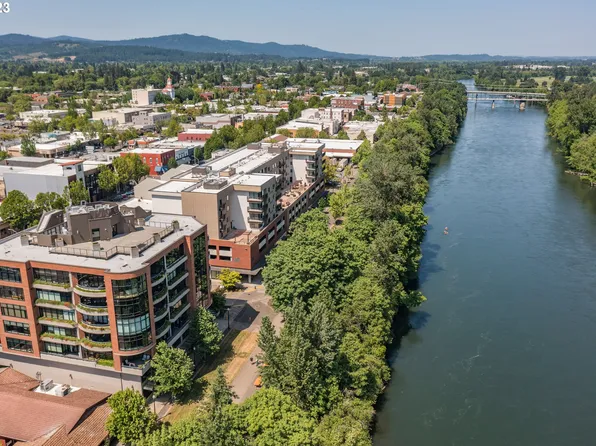 136 SW Washington Ave APT 401, Corvallis, OR 97333