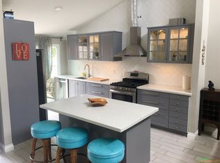 1737 Aldersgate Rd, Encinitas, CA 92024