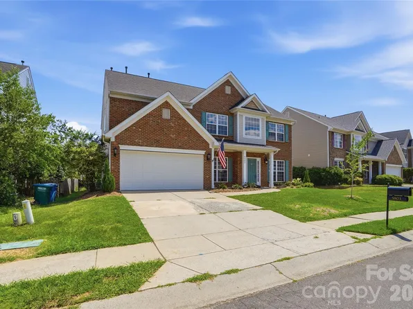 5803 Lindley Crescent Dr, Indian Trail, NC 28079