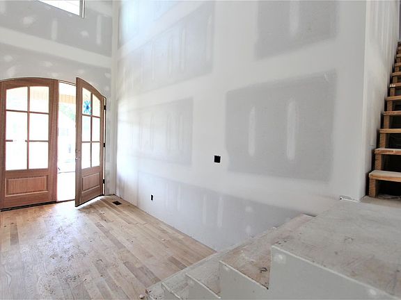 2nd image of 65 Montrose Dr #65