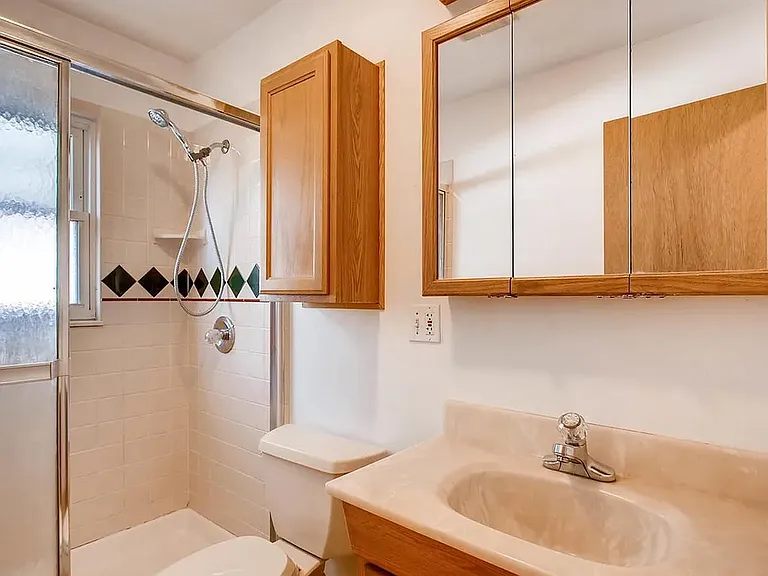 3130 Benton St — Photo 7
