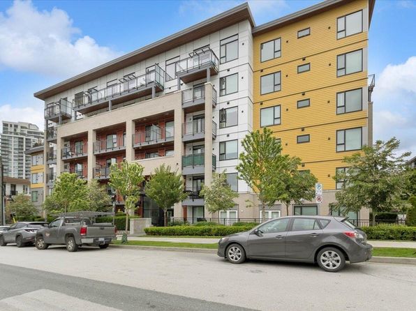 621 Regan Ave #213, Coquitlam, BC V3J 0K1