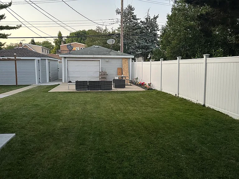 5638 W Higgins Ave #1 — Photo 18