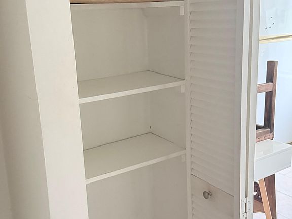 5th image of 1502 Jefferson Ave APT 104