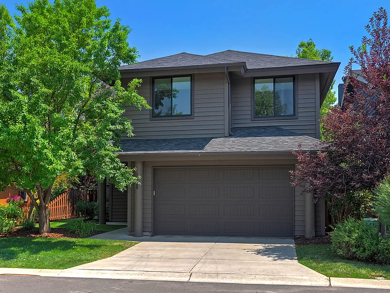 1028 Station Loop Rd — Photo 1