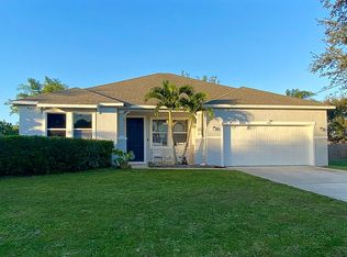555 SW Inez Ct, Port Saint Lucie, FL 34953