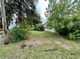 1 Wilcox Ave, Sault Ste. Marie, ON P6B1T9