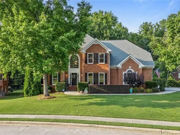 314 Savannah Pl, Loganville, GA 30052