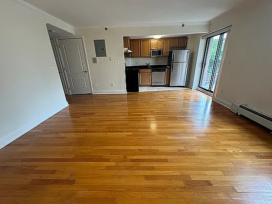 4th image of 14-43 28th Ave #2B