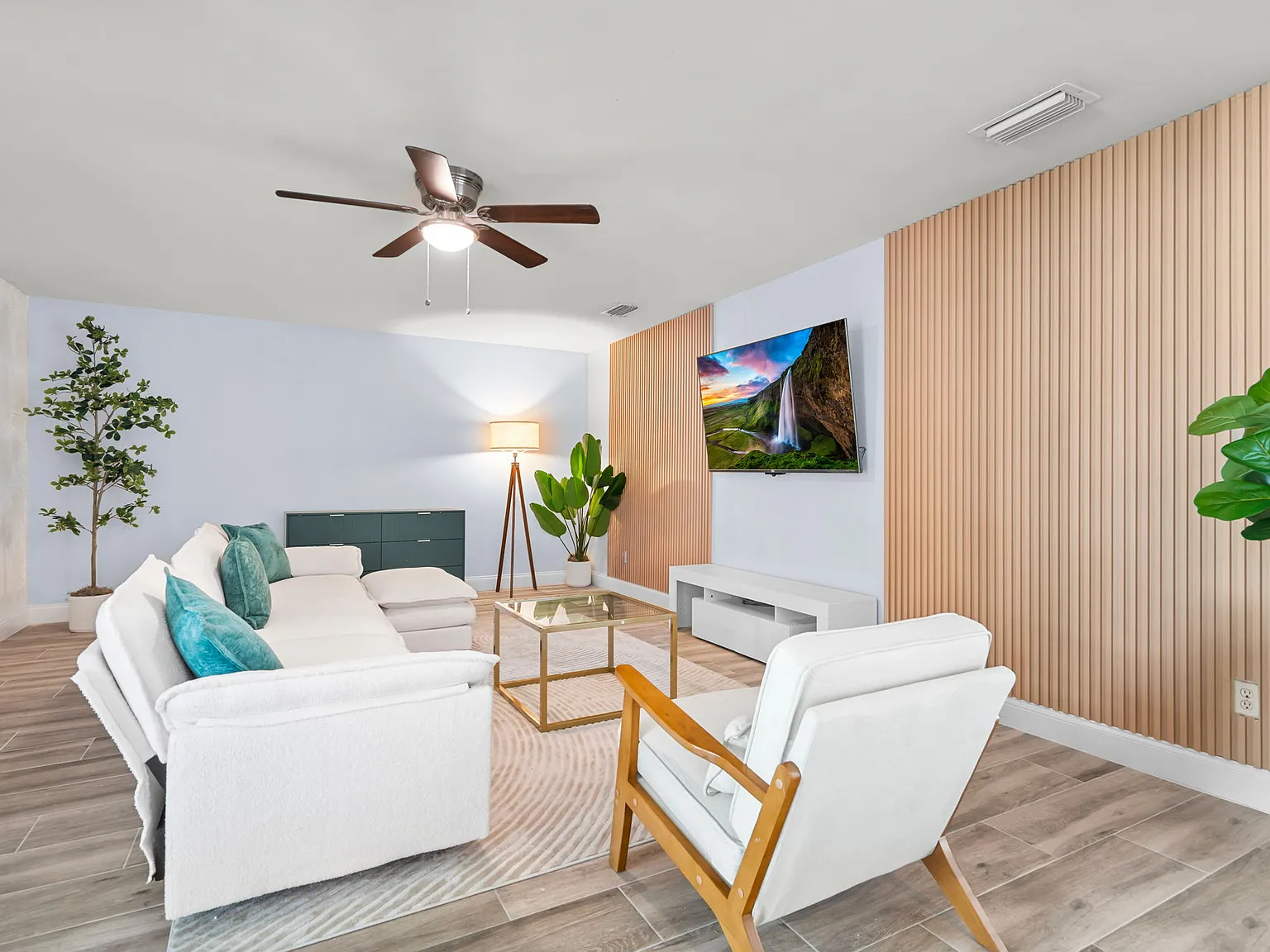 8402 Lava Pl — Photo 3