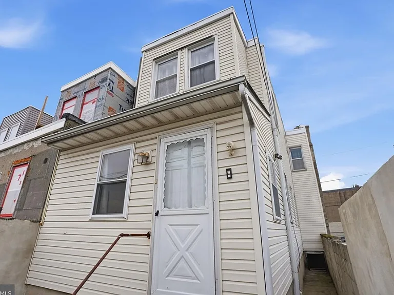 1405 S 29th St — Photo 13